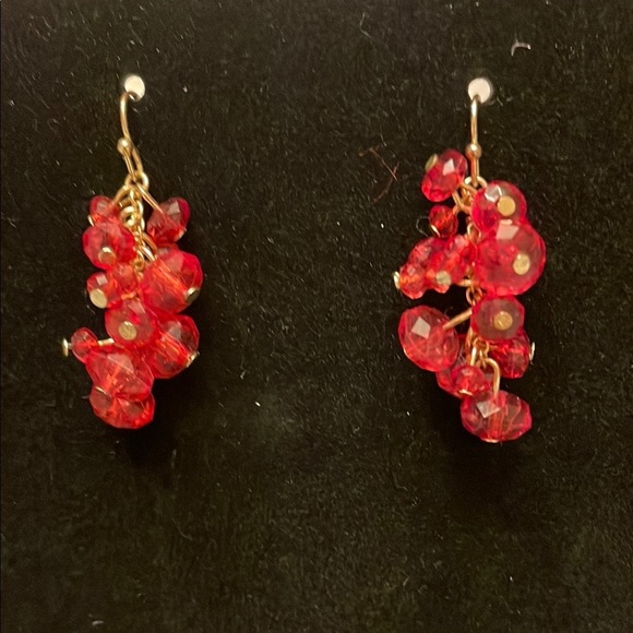 Pink Beaded Cluster Earrings - Picture 1 of 3